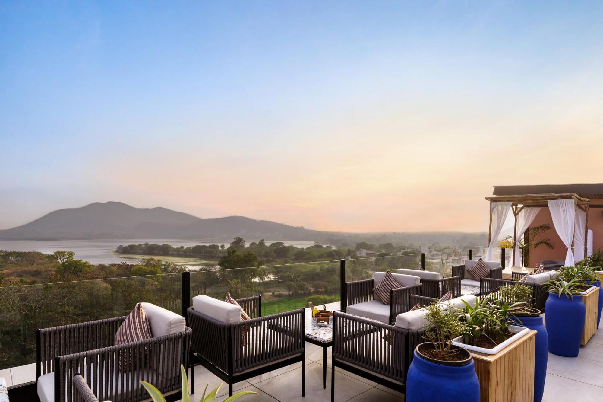 Casa Blanca Lakecity 烏代浦 外观 照片